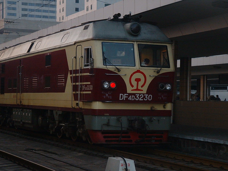 DF4D 3230.jpg